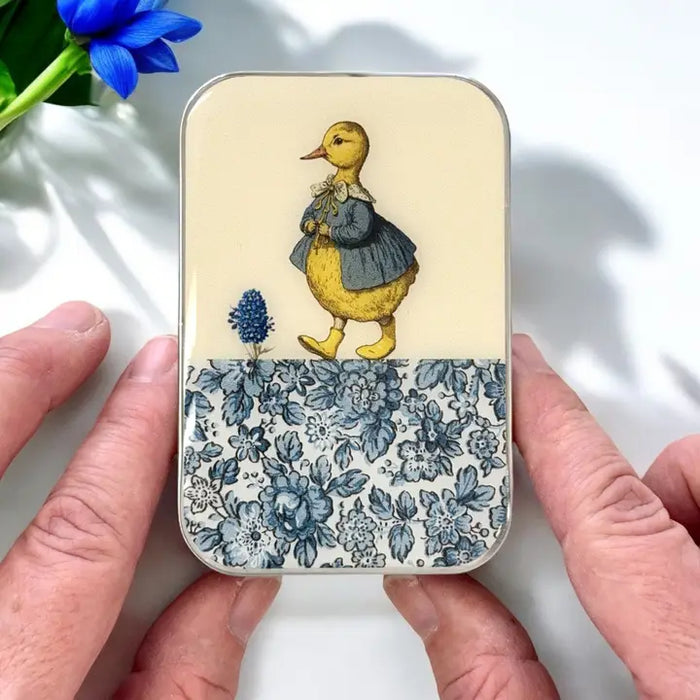 Notions Tin - Duck