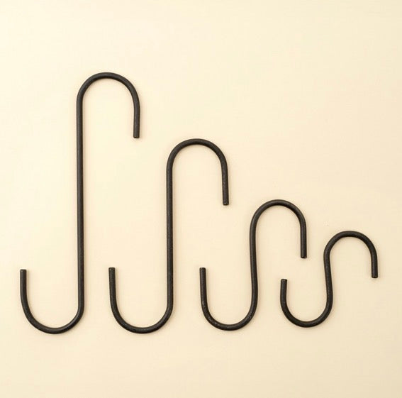 Black Iron S Hooks
