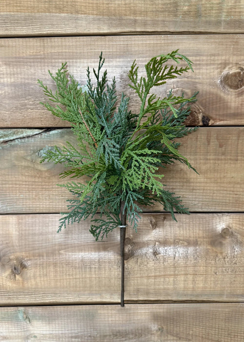Faux Fresh Touch Northern White Cedar Spray